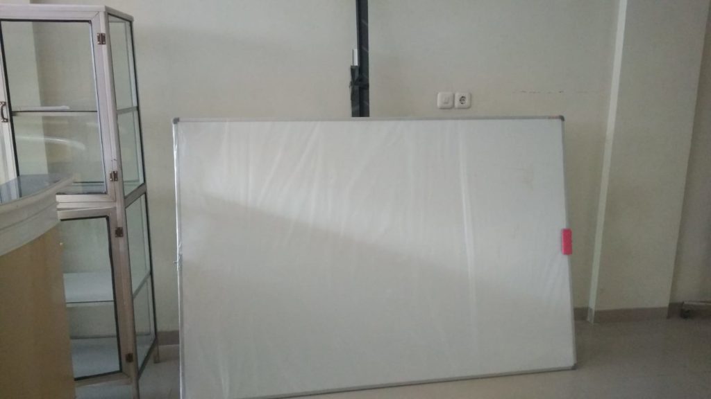 papan tulis whiteboard standing magnetik